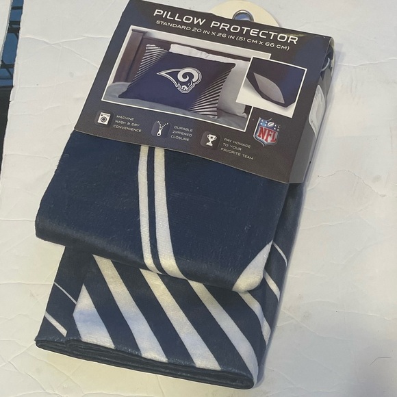 Pillow Cover Los Angeles Rams Side Streak Plush Standard - Picture 2 of 6